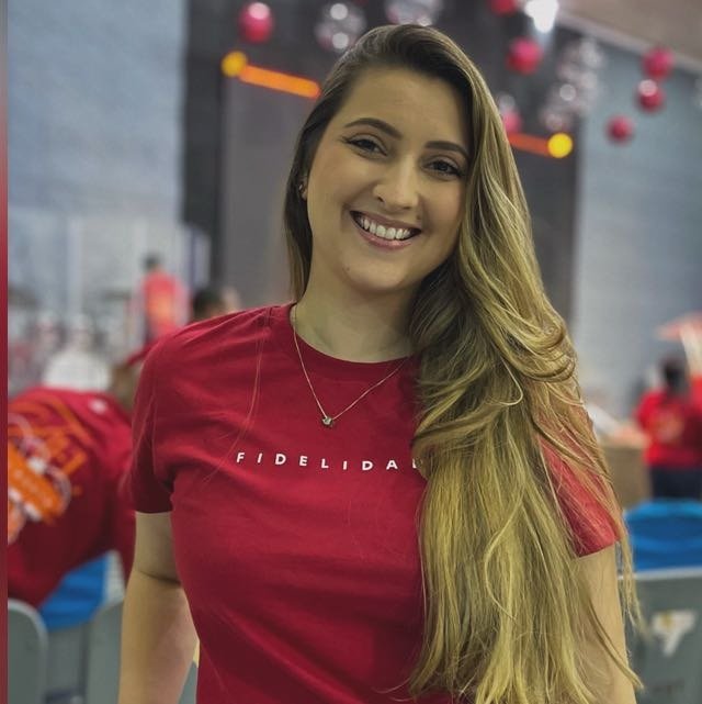 Retrato de Marcelle Fernandes, integrante da equipe da Fernandes Advocacia